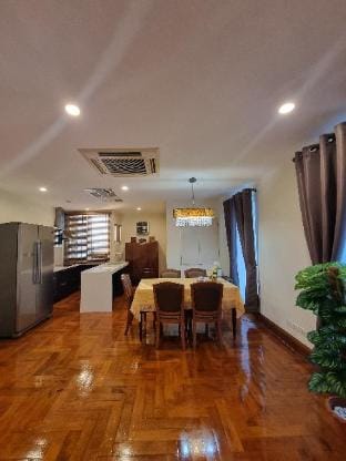 Sukhumvit Apartments Apartment in Bangkok