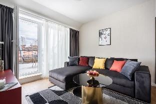 The Rose Garden Apartments 601A - Parking, 2BR Apartment in Budapest