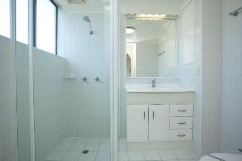 Mahana! Burleigh 70's Style 2Bed Apartment Apartment in Burleigh Heads