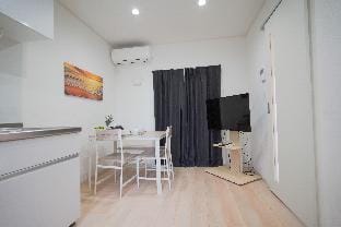 Osaka Momodani 5min-to-Namba 4ppl USJ Shinsaibashi Vacation rental in Osaka