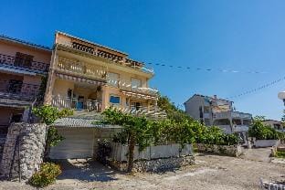 Broz Dramalj 1 Apartment in Primorje-Gorski Kotar County