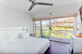 Mouille Point Studio Apartment in Cape Town