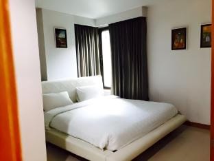Baan Sansuk Condominium Huahin Beachfront Apartment in Nong Kae
