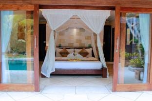 Peaceful 1 BR Private Pool REV12 Villa in Kuta