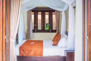 Dakhsa 2 BR with Garden View DH43 Villa in Kuta