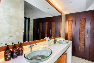 Beautifull 3 BR Private Pool View #IR23 Villa in Kuta Selatan