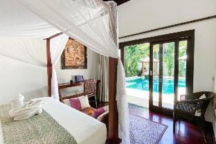 Beautifull 3 BR Private Pool View #IR23 Villa in Kuta Selatan