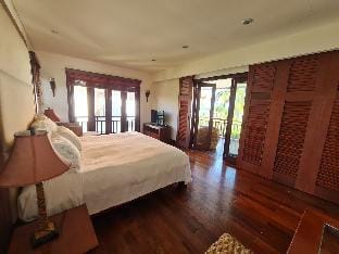 Narin house-4BR Ocean View Purama Villa With Pool Vacation rental in Da Nang