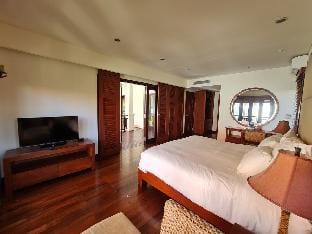 Narin house-4BR Ocean View Purama Villa With Pool Vacation rental in Da Nang