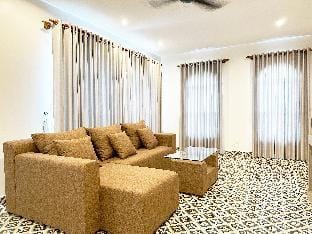 Deluxe Family Suite For 6 Pax Villa in Krong Siem Reap