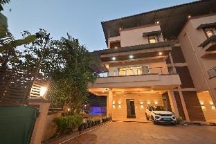 S2 Premium Villa  4Bhk - Jacuzzi  / Swiming pool  Villa in Lonavla