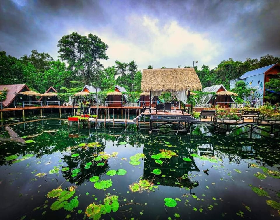 เรินนายหัว by KOYAD RESORT Hotel in Thailand