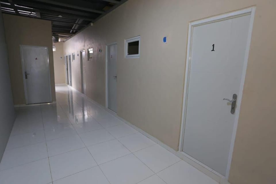 OYO 93356 Pondok Cirendeu Hotel in South Jakarta City