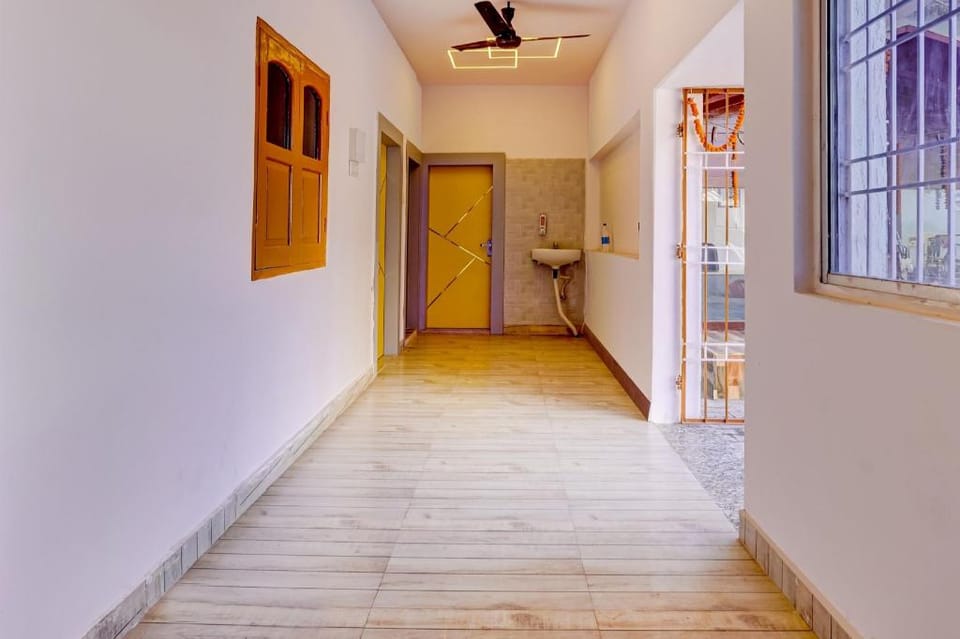 Super Collection O Oxygen Hotel in India