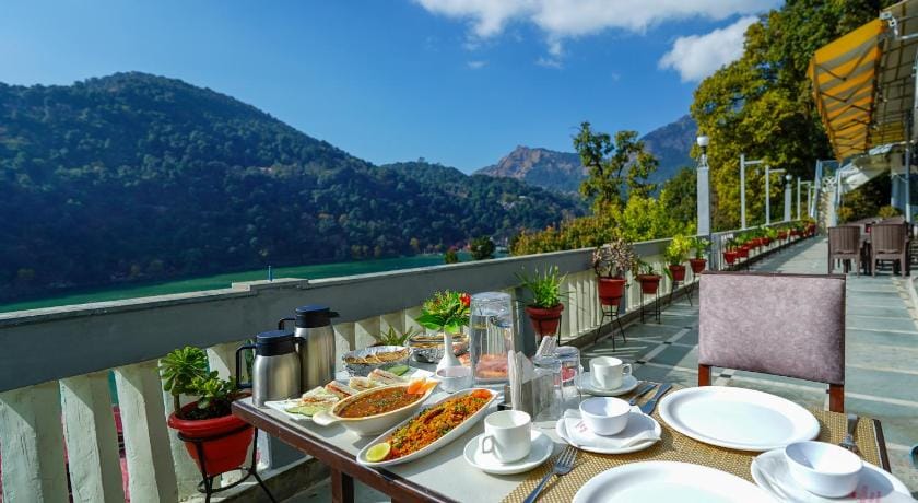 Hotel Silverton Hotel in Uttarakhand