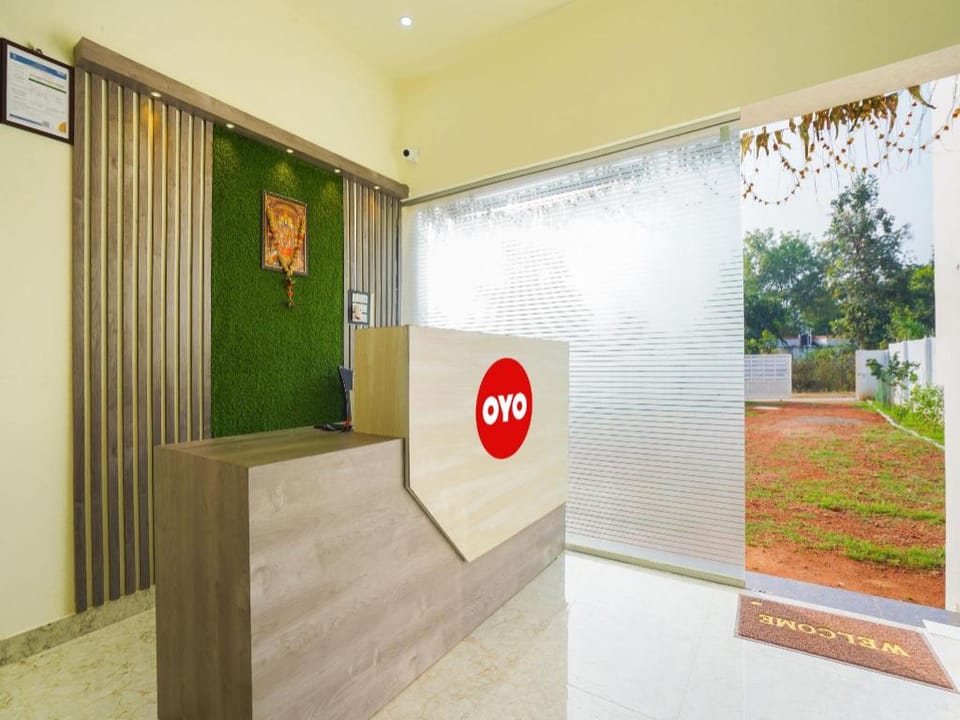 Hotel Diamond Plaza Hotel in Maharashtra