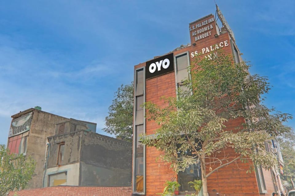 OYO 820240 Ss Palace Inn Hotel in Lucknow