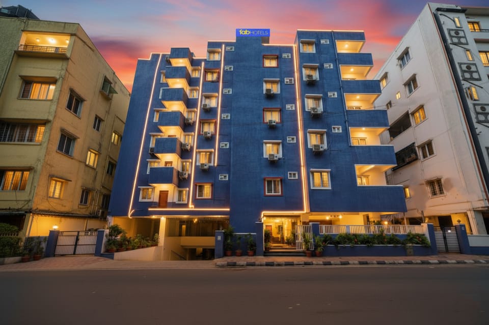 FabHotel Grand Aarvi Prime Hotel in Hyderabad