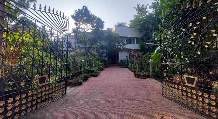 Rajlaxmi Resort - Pure Veg Hotel in West Bengal