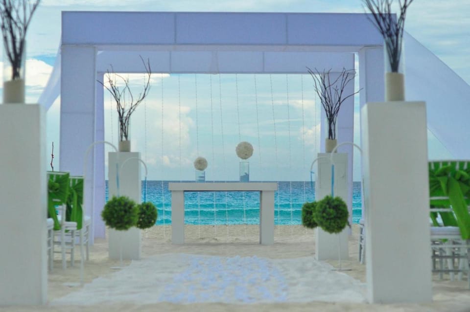 The Sens Riviera by Oasis-All Inclusive Hotel in State of Quintana Roo