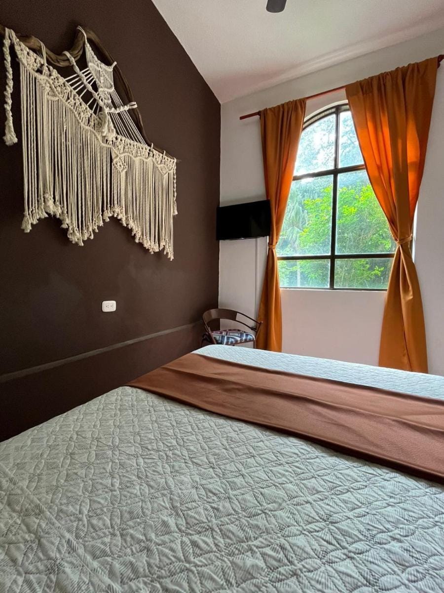 Siwõ Art Guesthouse Hotel in Guanacaste Province