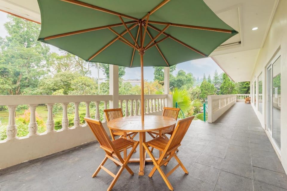 Urbanview Resort Botol Cisarua Puncak Bogor Hotel in Cisarua