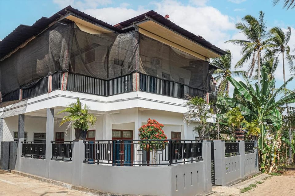 Hotel O Wisma Sidosari Syariah Hotel in Indonesia