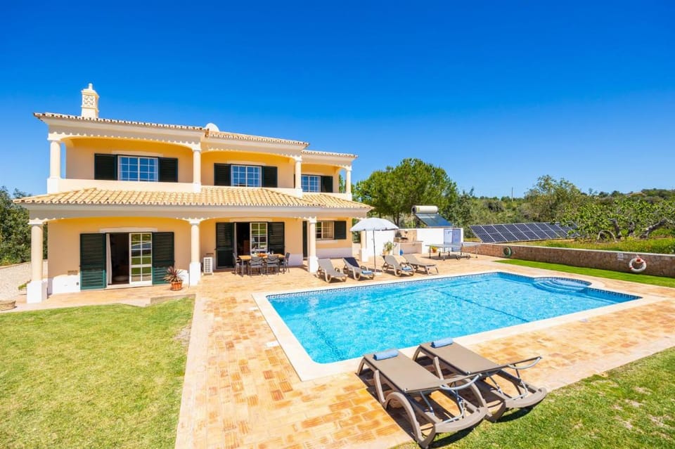 Quinta Monte dos Avos Villa in Guia
