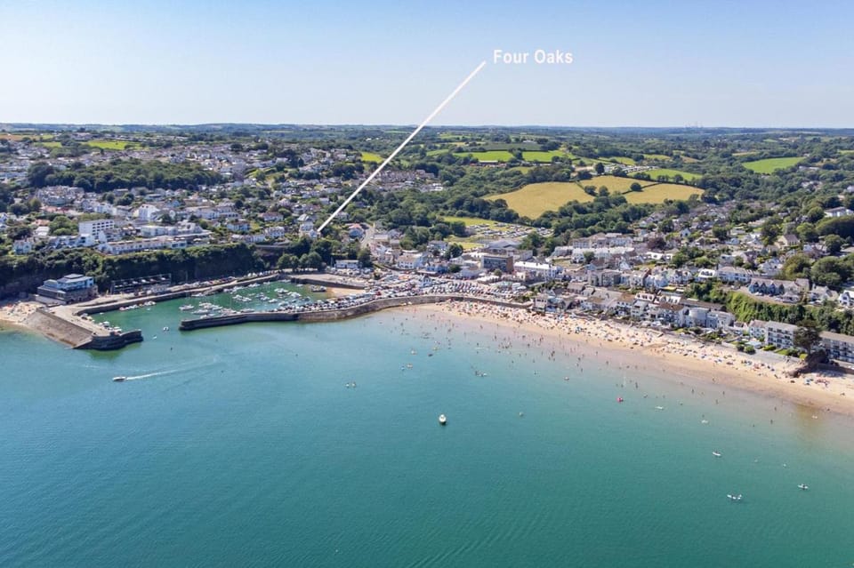 Four Oaks - Sea and Harbour Views Vacation rental in Saundersfoot