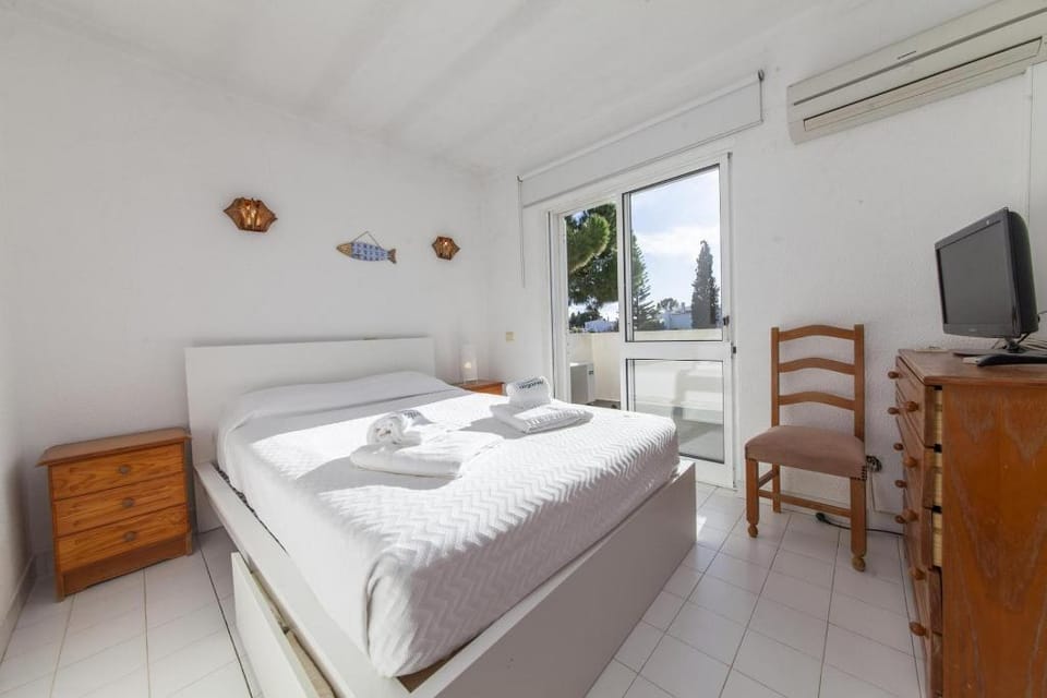 B75 - Casa Delfim in Rocha Brava Carvoeiro Apartment in Carvoeiro