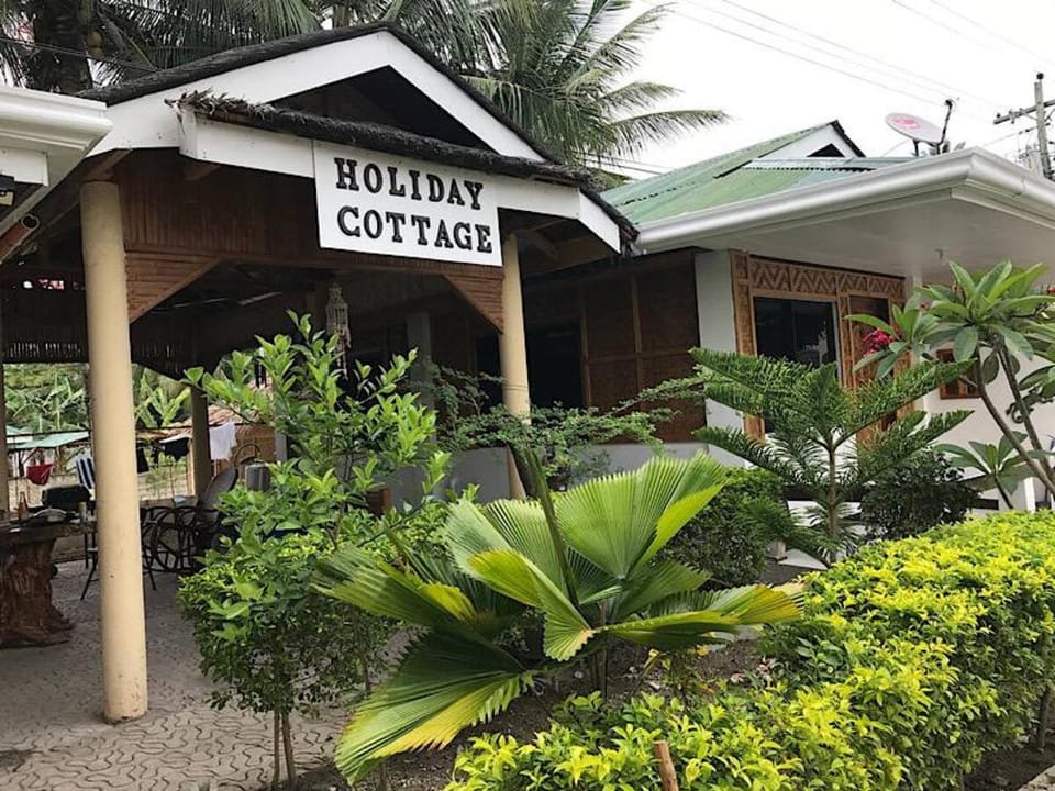 Combined Holiday Cottage (A) Vacation rental in Central Visayas