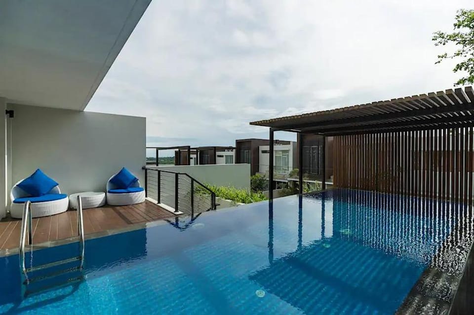 Townhouse in Kecamatan Kuta Selatan  1 bedroom  1.5 baths Vacation rental in Kuta Selatan