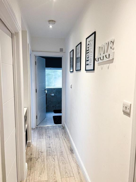 Fully Furnished 2 bed, Parking, Garden,Sleep 6 Apartment in London