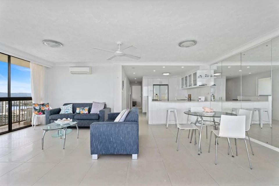 Level 29 - OceanFront 2B ImpSurf Vacation rental in Surfers Paradise
