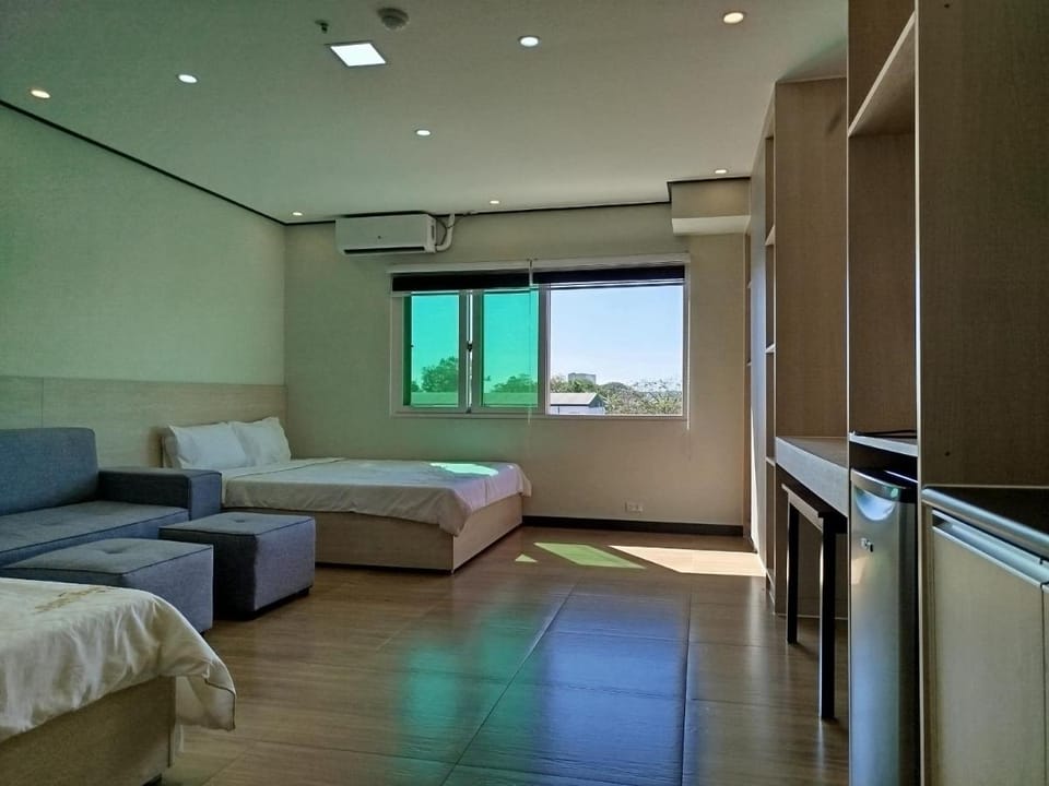 Emmaus condotel Hotel in Angeles