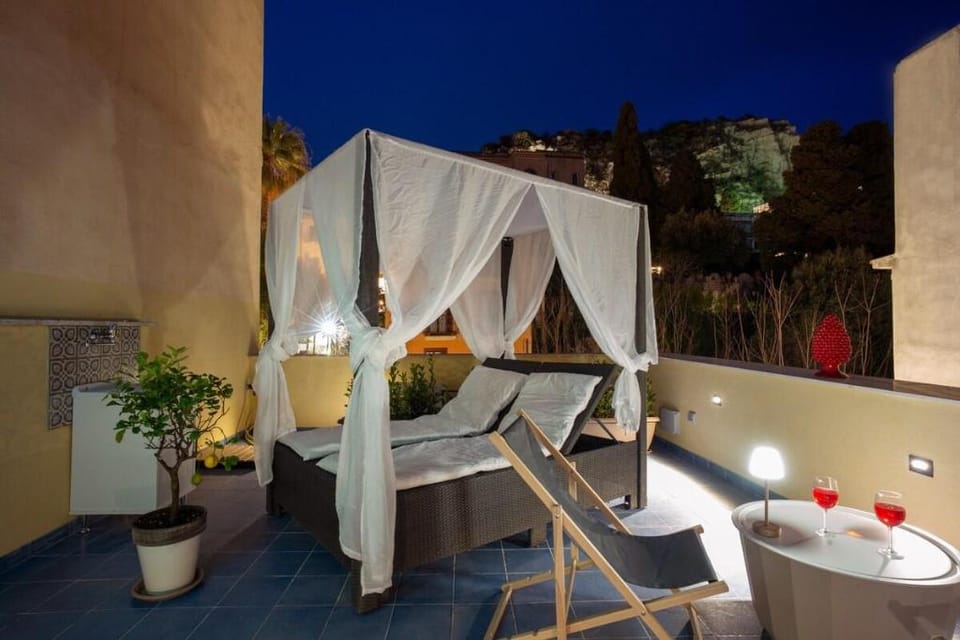 Home29 - Taormina City Centre Vacation rental in Taormina