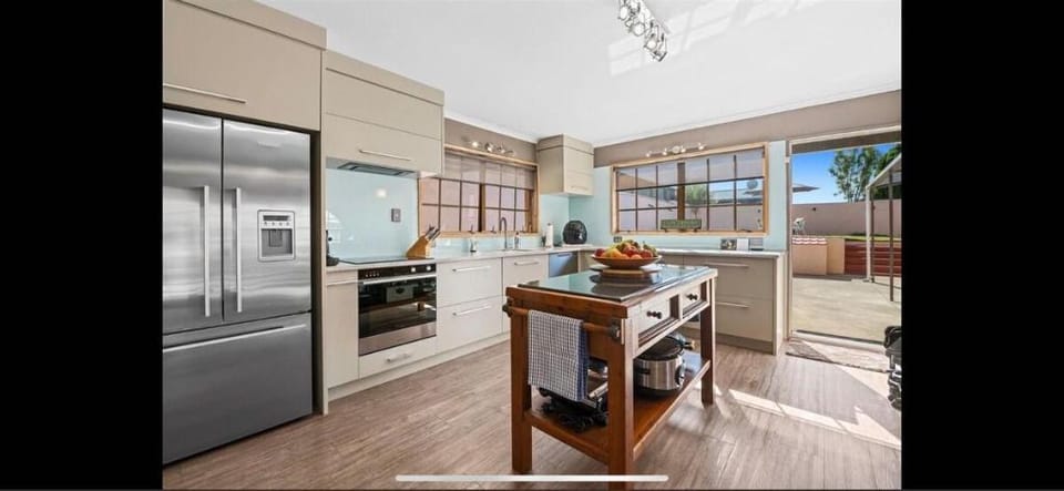 swimming pool rooms with affordable price Villa in Rotorua