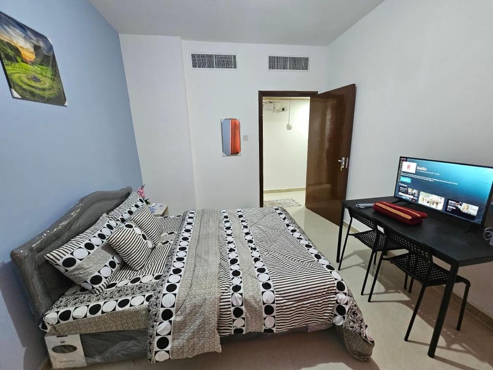 Abudhabi hygienic Rooms for couple and family  Apartment in Abu Dhabi