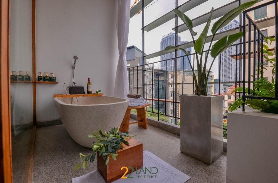 Superior Room - Căn hộ 35m2 với bồn tắm sang chảnh Apartment in Laos
