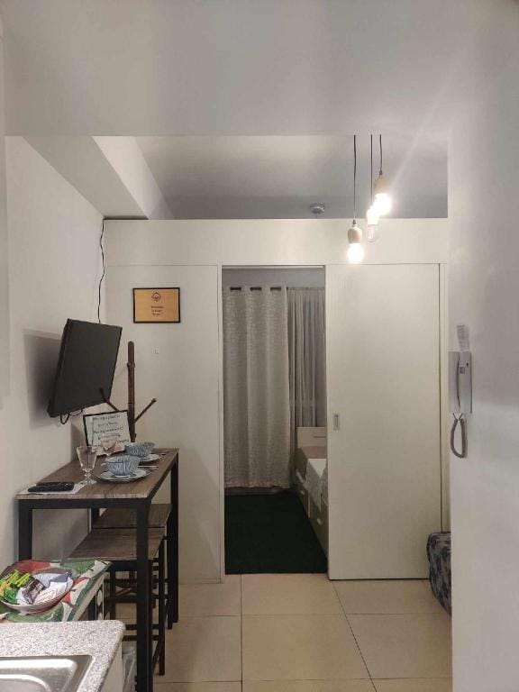 Condo in Tagaytay - Cool Suites Residences Apartment in Tagaytay