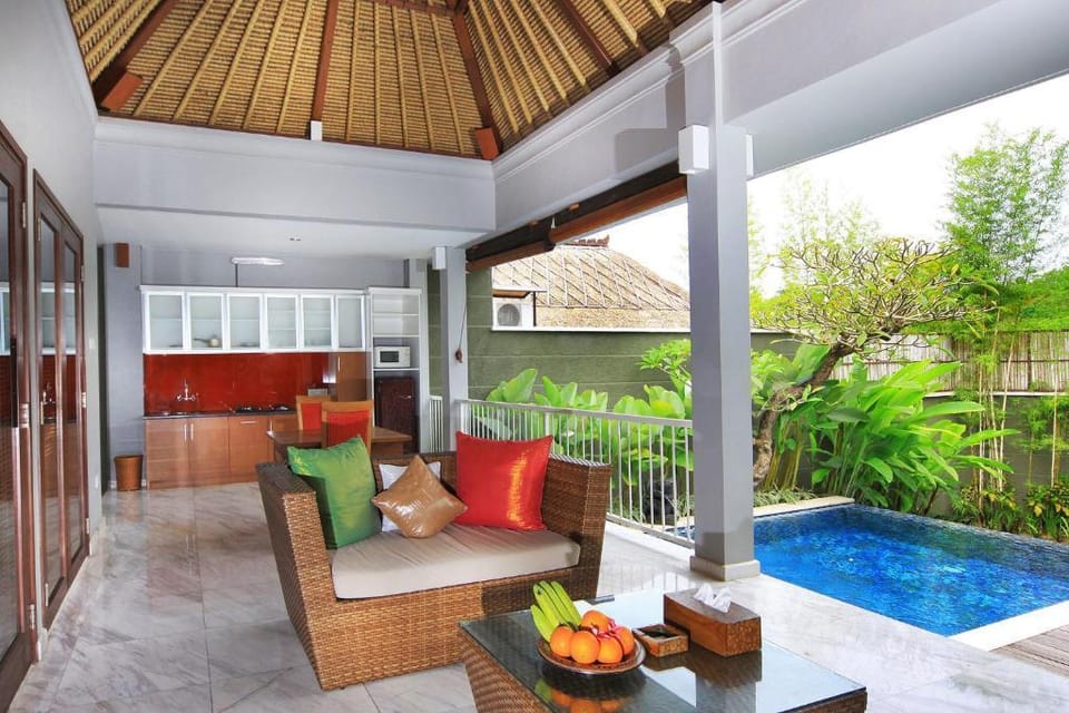 Relaxing 1BR Private Pool Villa nearJimbaran Beach Villa in Bali