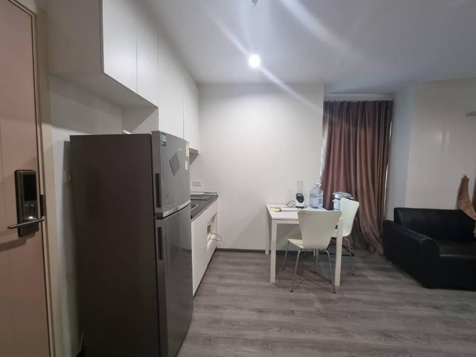 Richpark, 1房客廳新公寓3線鐵路(R11） Apartment in Bangkok