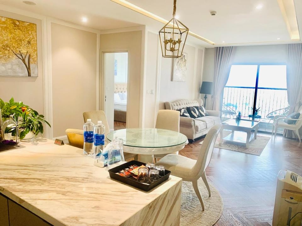 Căn hộ cao cấp King Palace L19 Apartment in Hanoi
