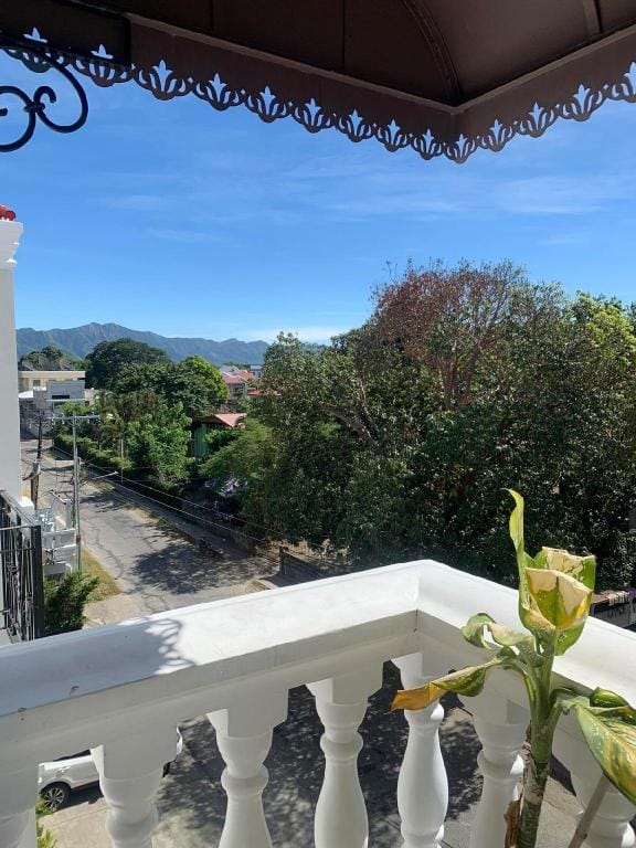 Minimalist Condo Walking Distance Calle Crisologo Vigan Vacation rental in Cordillera Administrative Region