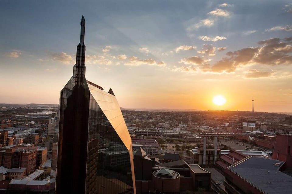 City Scape Views - The Franklin 1610 Apartment in Johannesburg