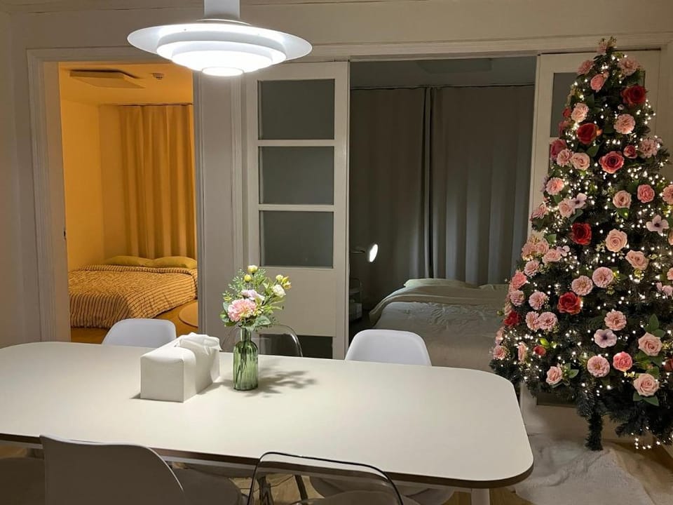 Renewal) 삼전家_넓은 쓰리룸,무료주차,석촌호수,롯데월드,kspo,아산병원,종합운동장 Vacation rental in Seoul