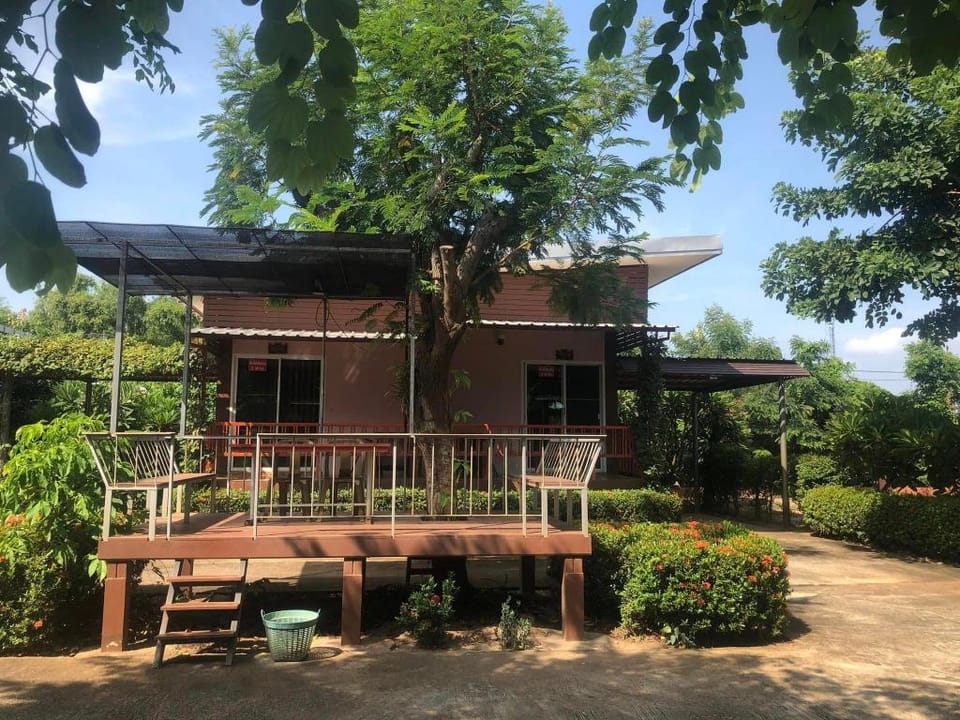 วังอินธารา รีสอร์ท (Wangintara Resort) Hotel in Laos