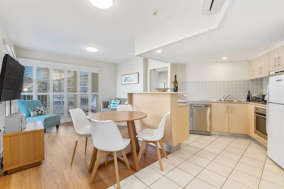 The Pool Resort Kingscliff 2206/07 Apartment in Kingscliff