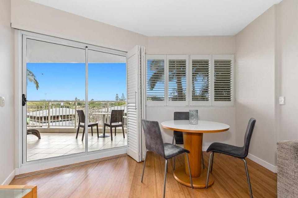 One-Bedroom Spa Apartment *North Facing *Free WIFI Apartment in Kingscliff