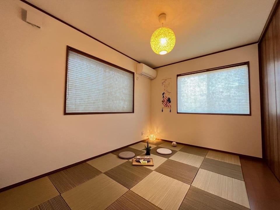 Direct access to Narita  Haneda Airports, Shinjuku Vacation rental in Japan